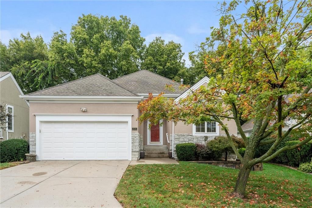708 W 131st Place, Kansas City, MO