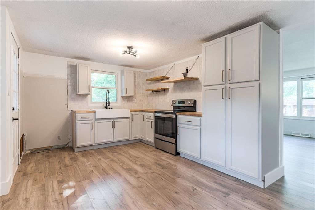 5018 NW Huonker Road — photo 7