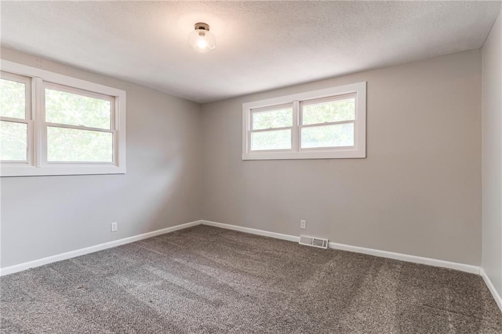 5018 NW Huonker Road — photo 9