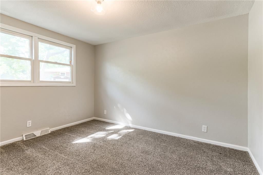 5018 NW Huonker Road — photo 17