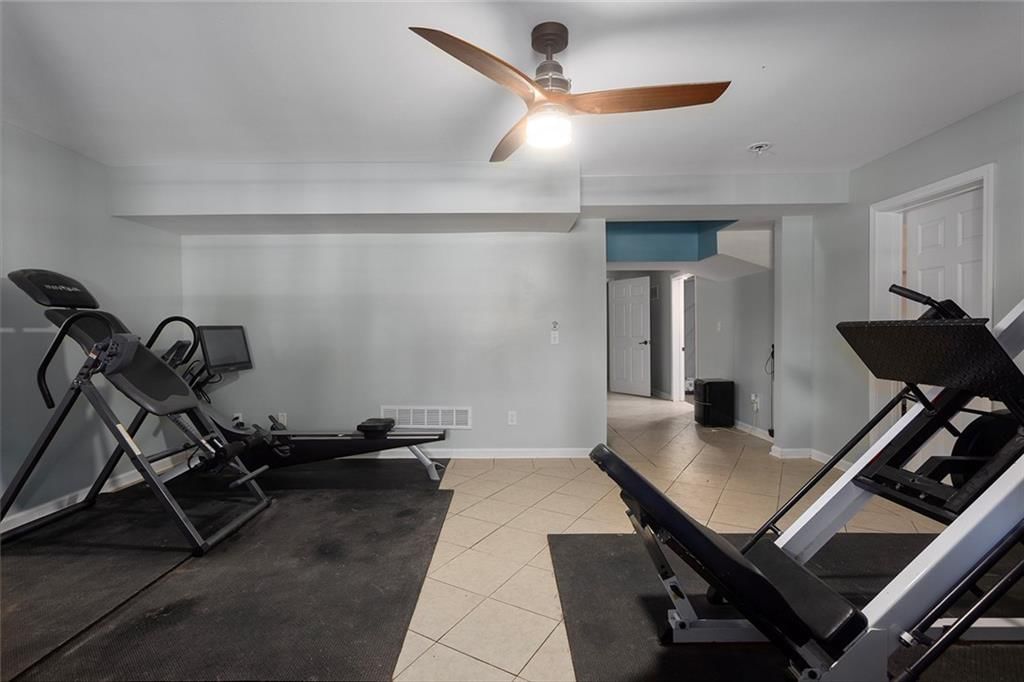 3071 Crabtree Lane — photo 32
