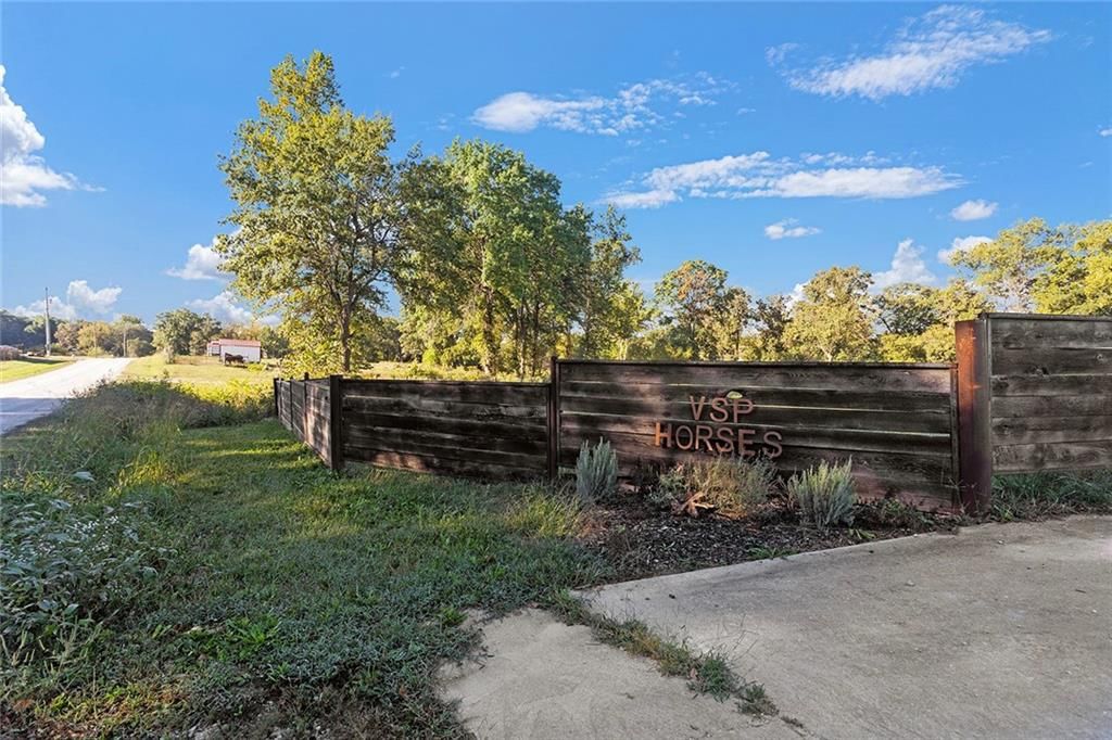 3071 Crabtree Lane — photo 46