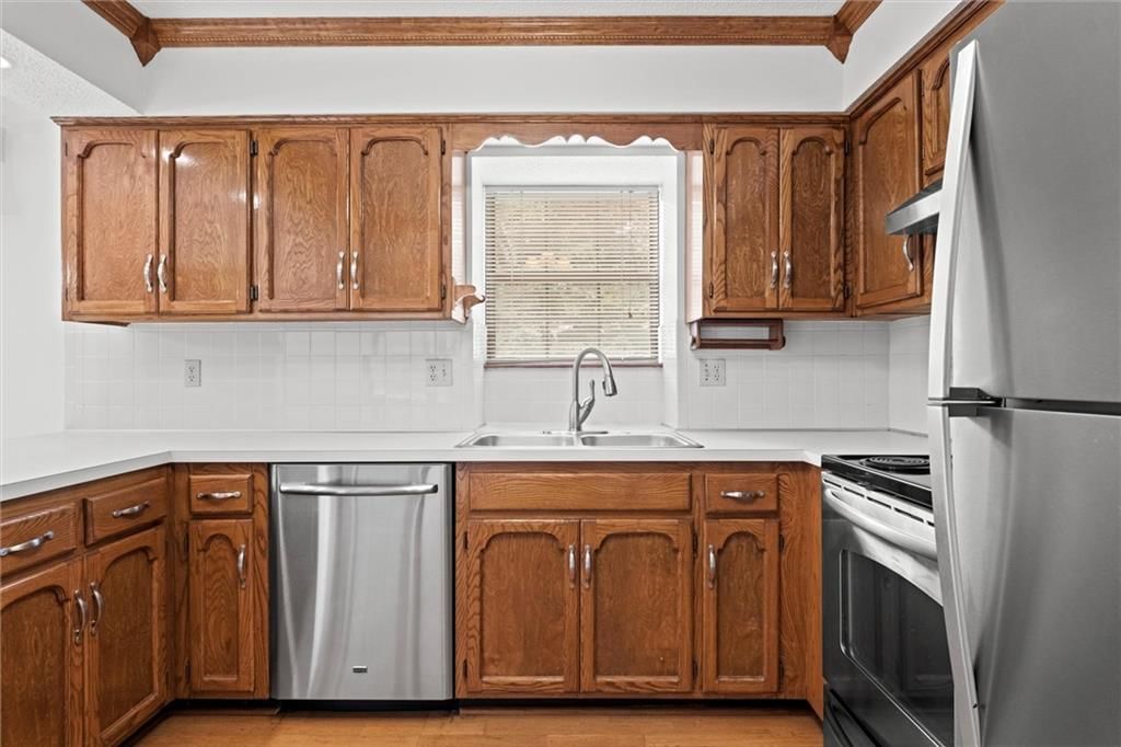 Photo 8 of 31 - 301 NW 80th Street