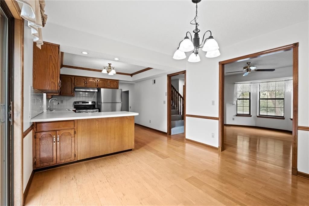 Photo 9 of 31 - 301 NW 80th Street