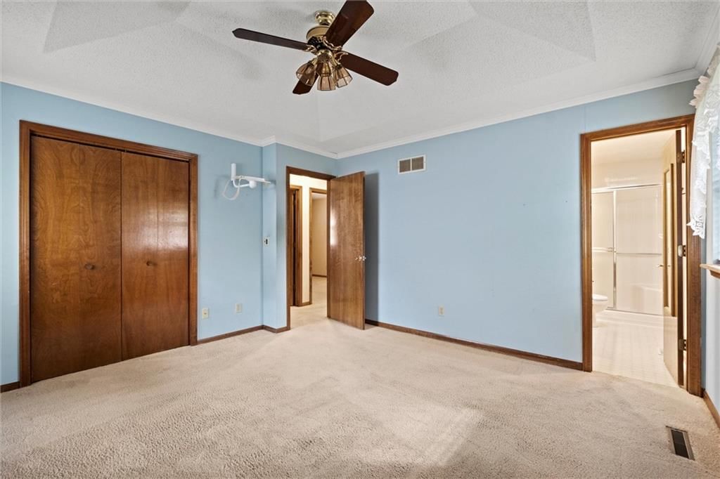 Photo 14 of 31 - 301 NW 80th Street