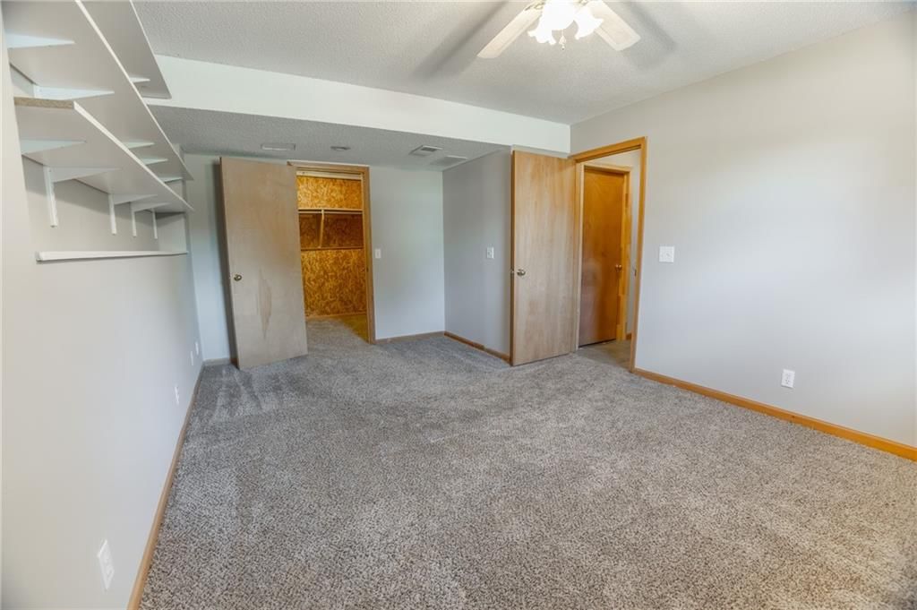 8844 Golden Lane — photo 24