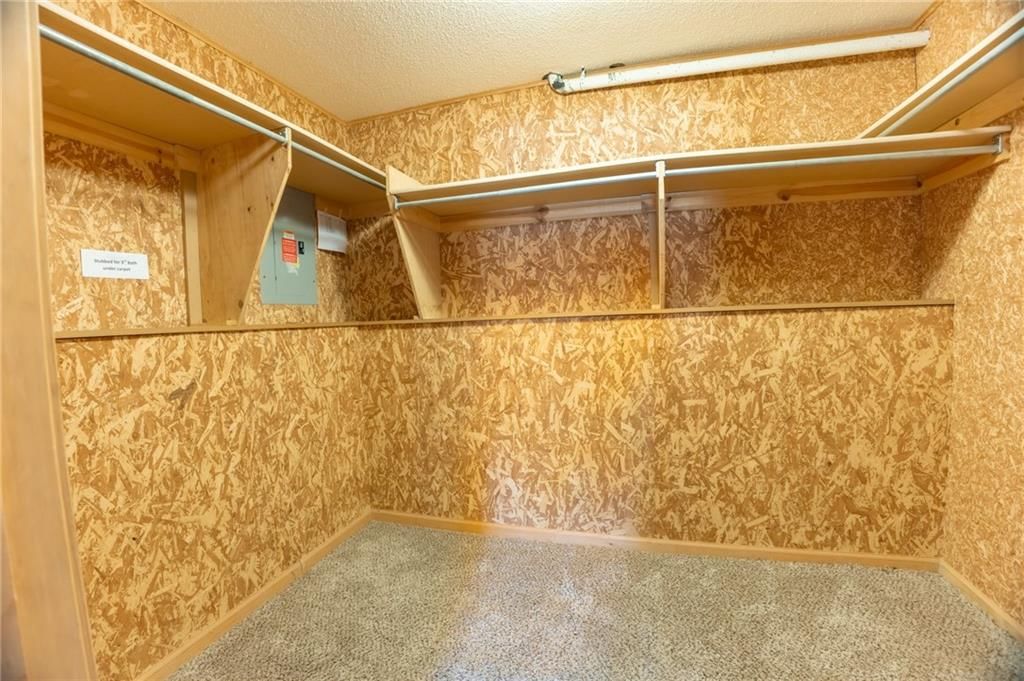 8844 Golden Lane — photo 25