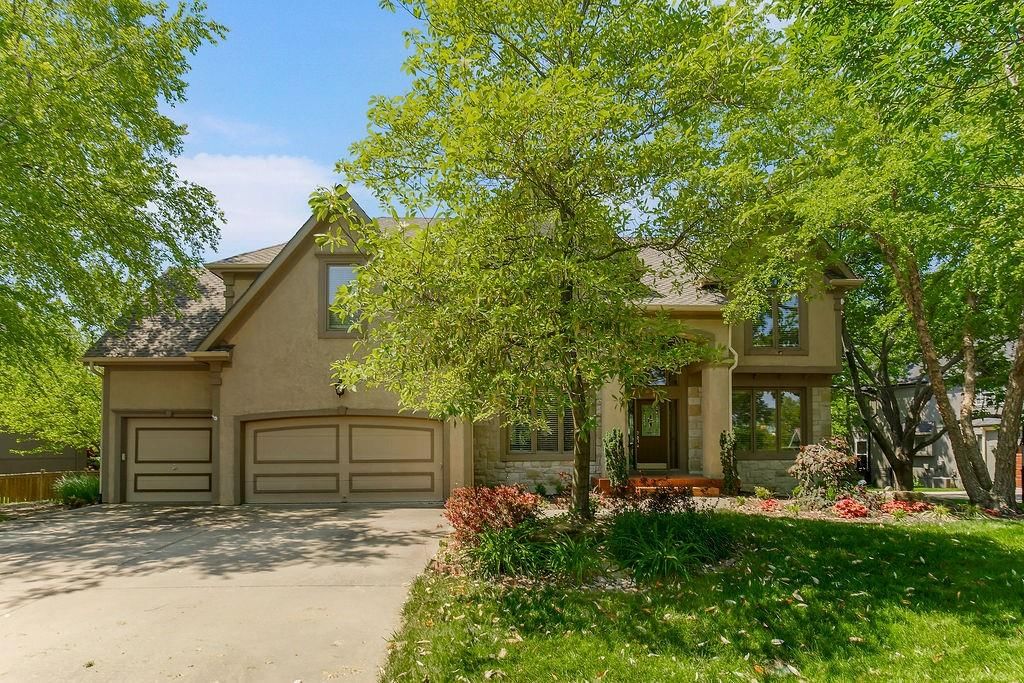 14602 Grant Lane, Overland Park, KS