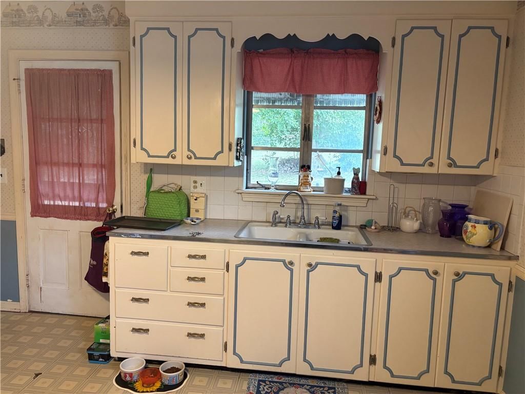 1223 S Osage Street — photo 6