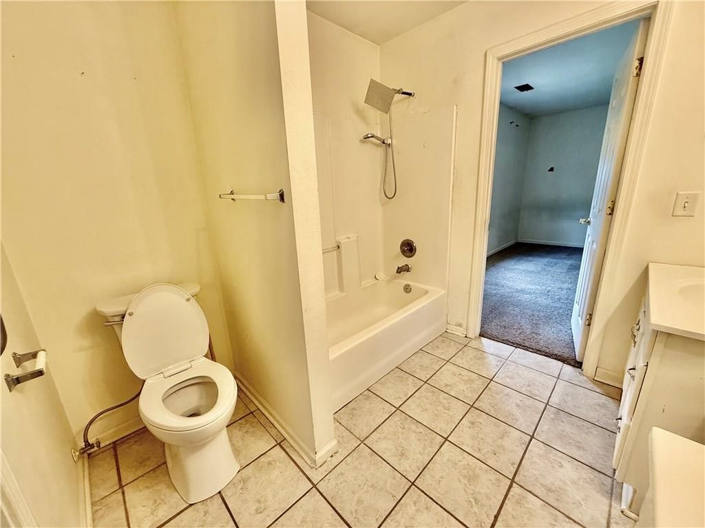 11855 Wood Oak Avenue — photo 32