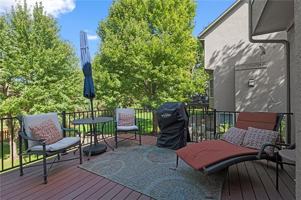 15914 W 160th Terrace — photo 36