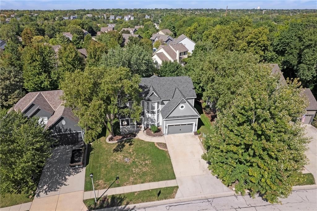 15914 W 160th Terrace — photo 43