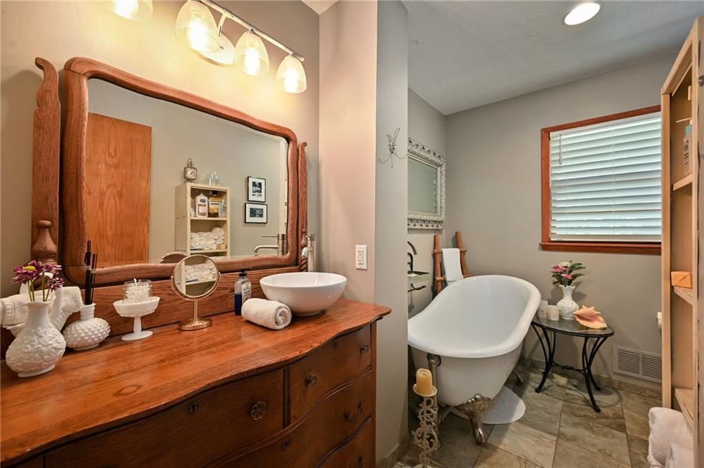 6711 Appleton Avenue — photo 26