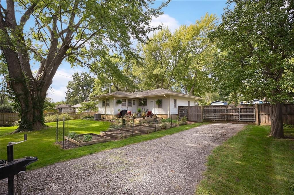 6711 Appleton Avenue — photo 37