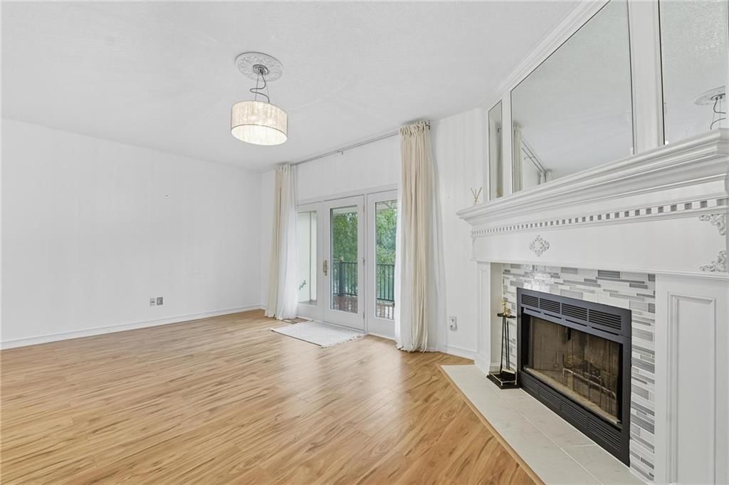 8218 NW Bradford Court — photo 10