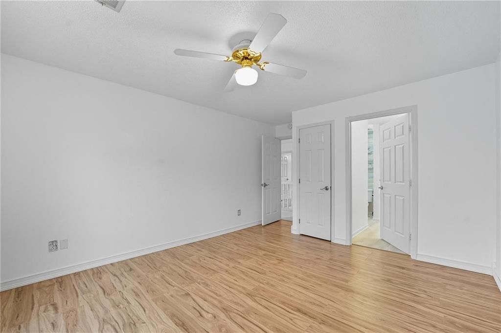 8218 NW Bradford Court — photo 18