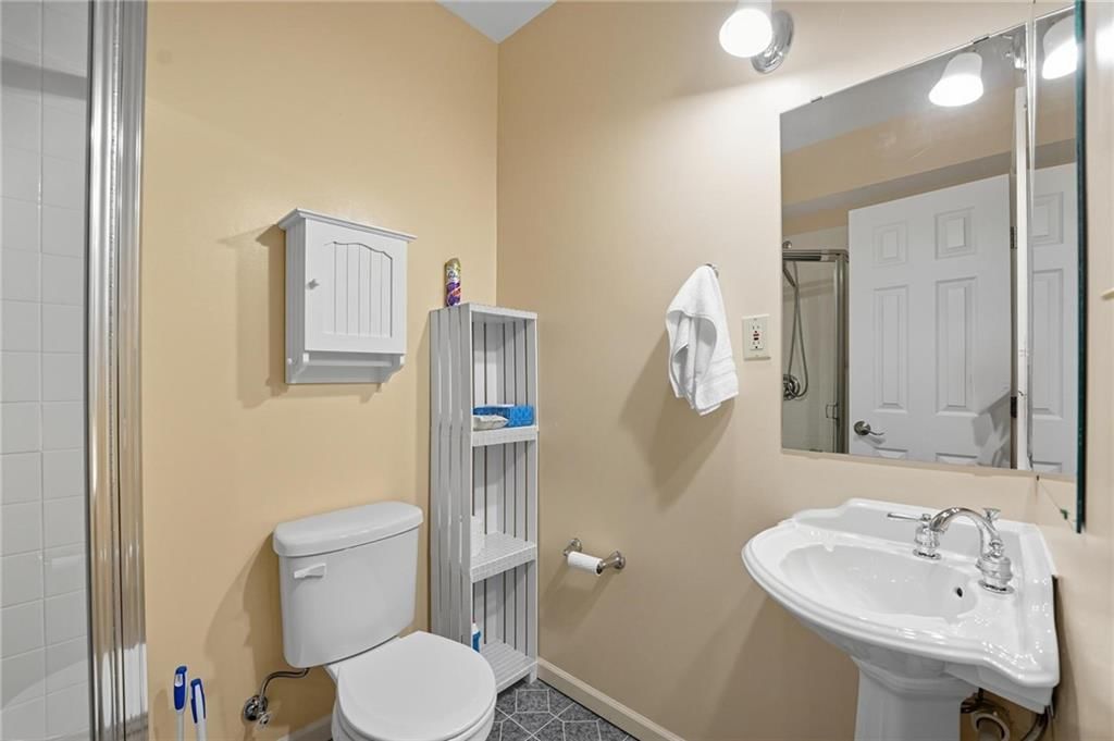 8218 NW Bradford Court — photo 29