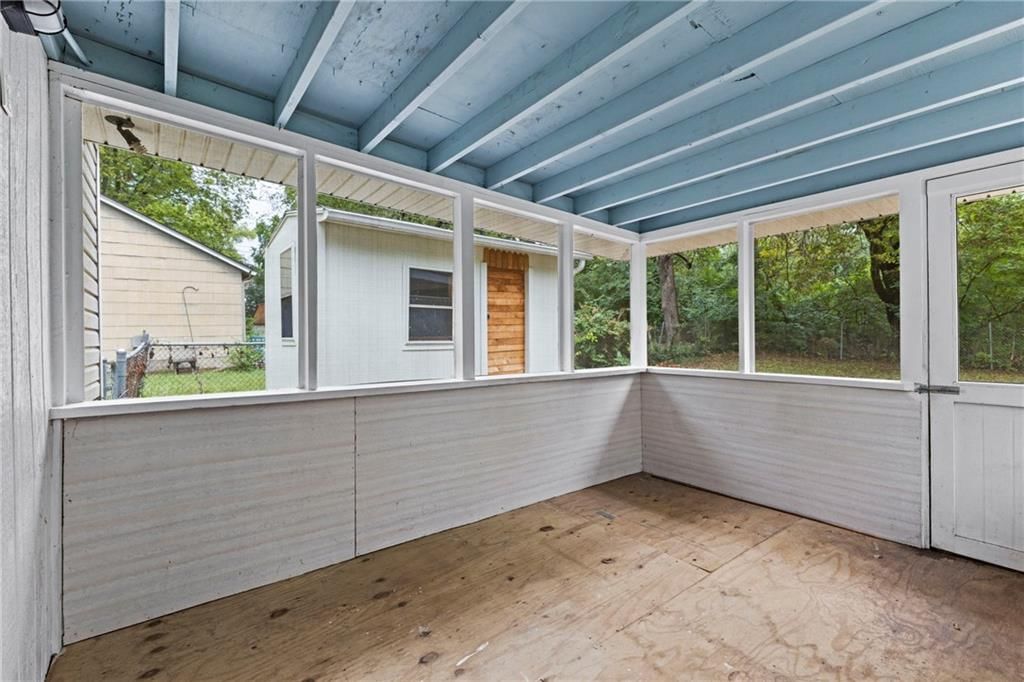 9217 Oak Street — photo 20
