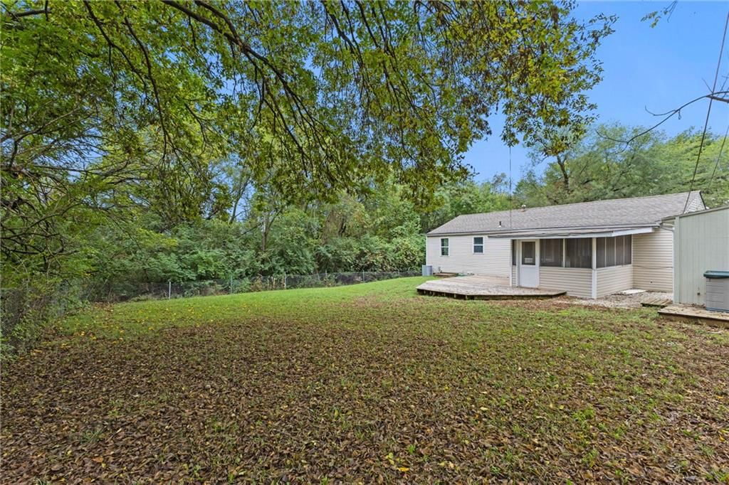9217 Oak Street — photo 22