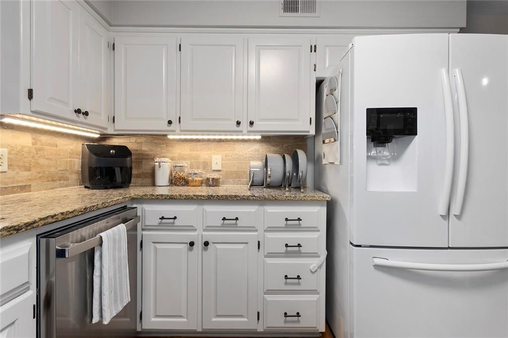 4005 NE Channel Drive — photo 23