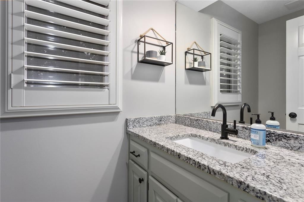 4005 NE Channel Drive — photo 24