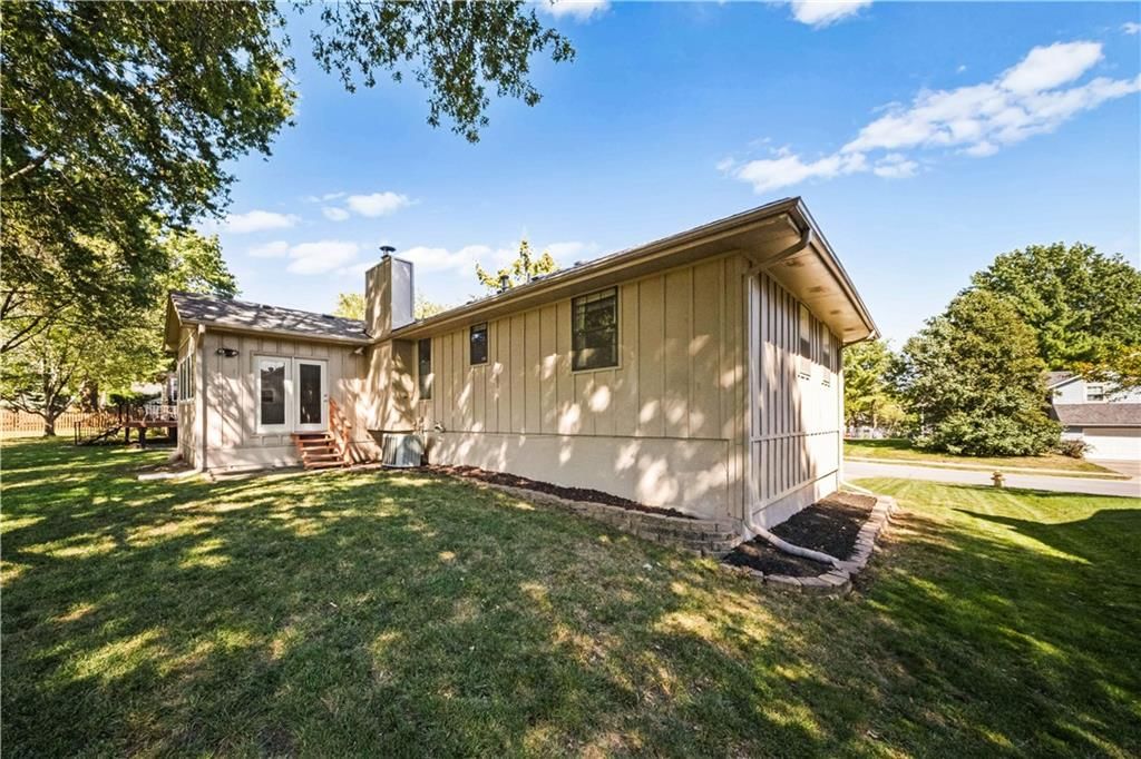 1236 NE Florence Avenue — photo 30