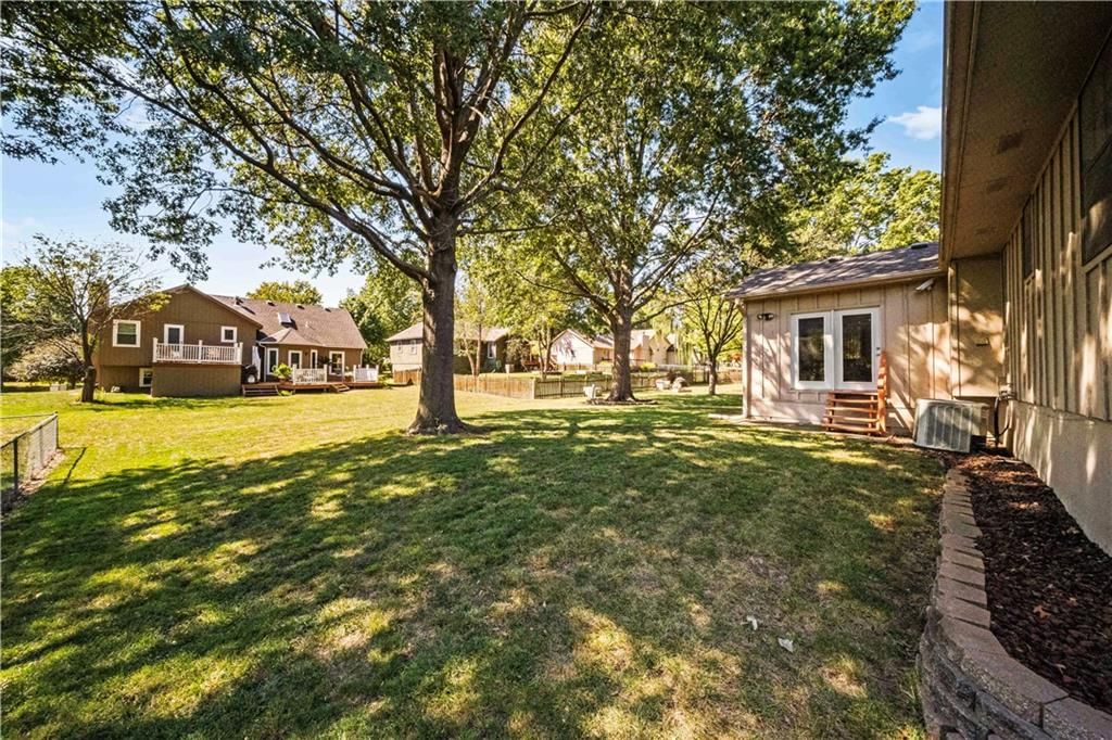 1236 NE Florence Avenue — photo 31