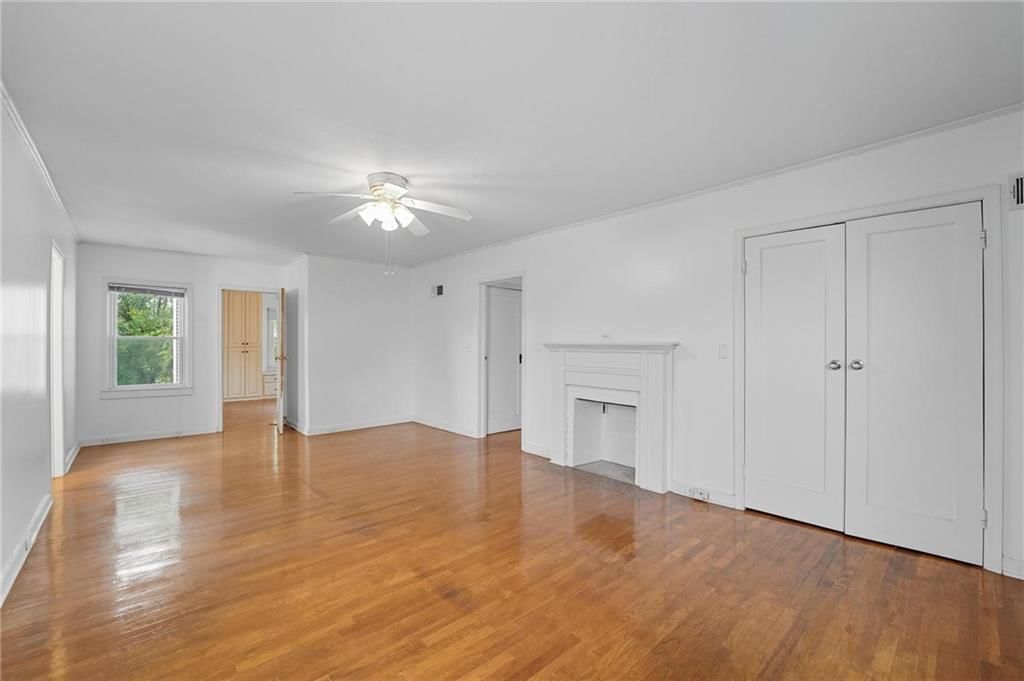 4952 N Brighton Avenue — photo 34