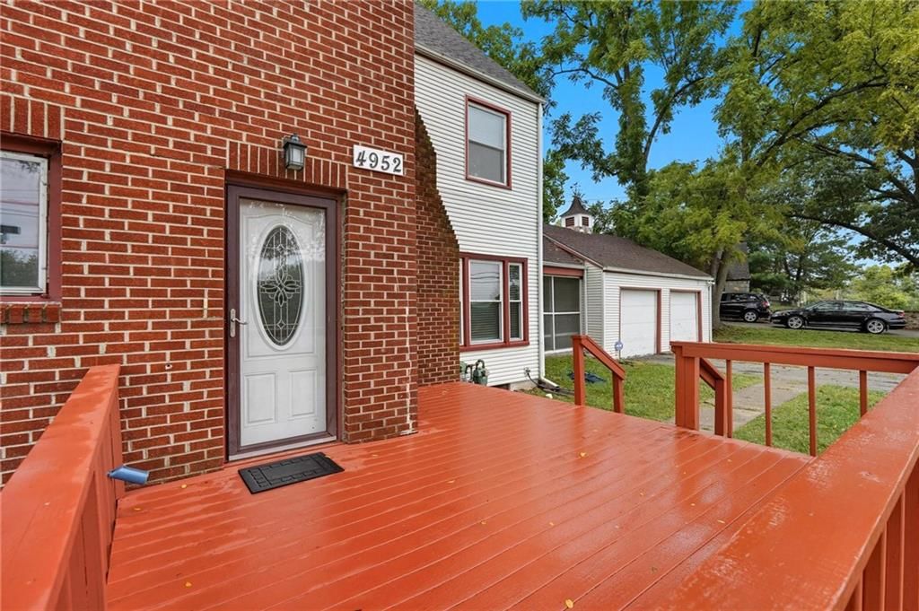 4952 N Brighton Avenue — photo 44