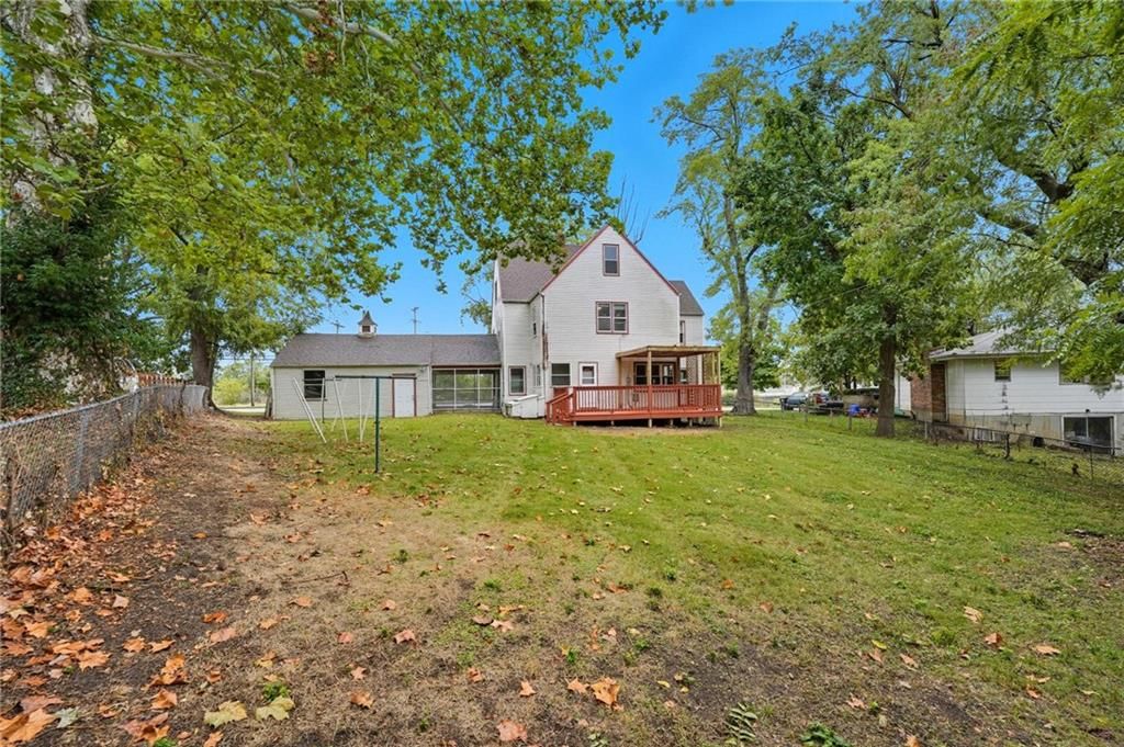 4952 N Brighton Avenue — photo 51