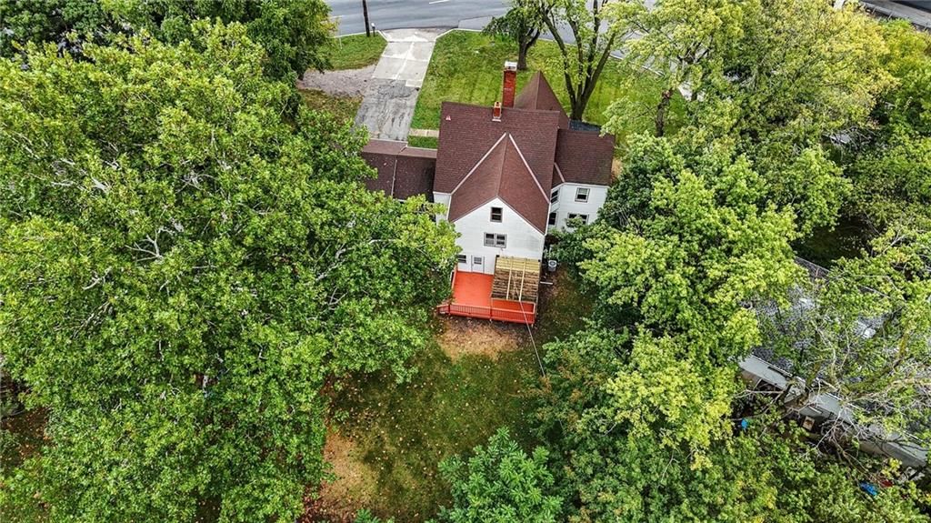 4952 N Brighton Avenue — photo 58