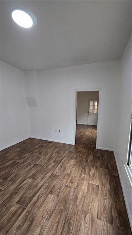 205 E Kansas Avenue — photo 8