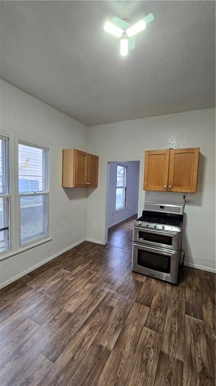 205 E Kansas Avenue — photo 11