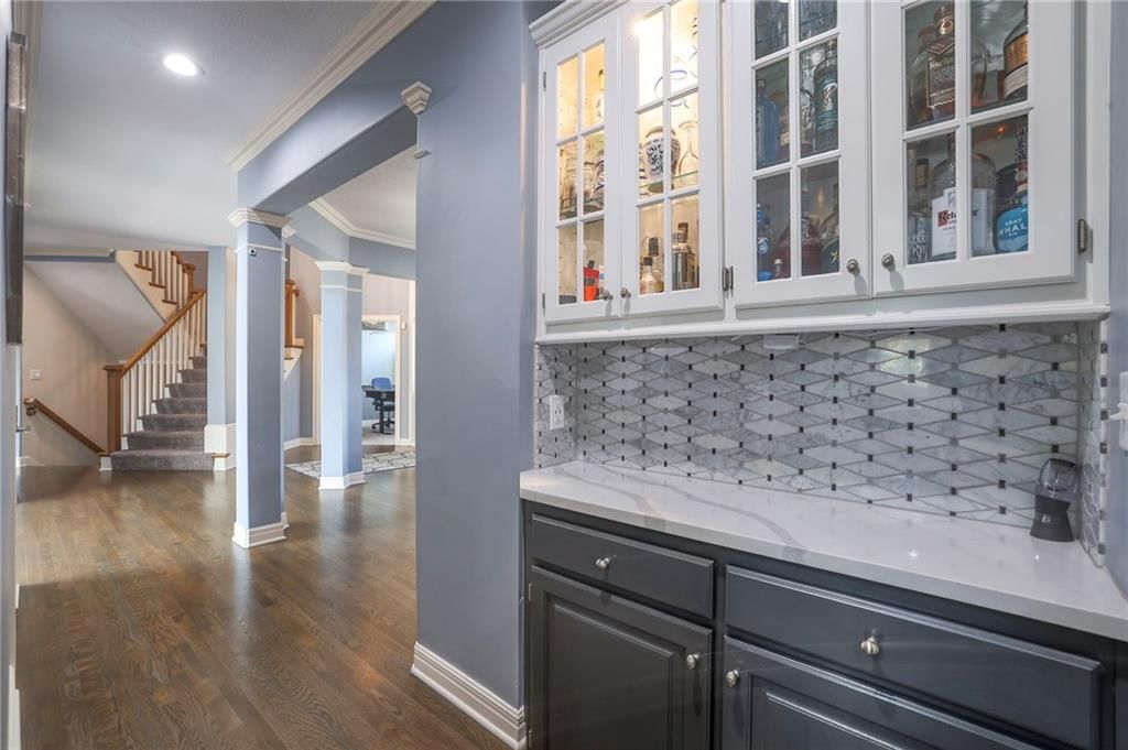 Photo 19 of 98 - 26455 W 110th Street