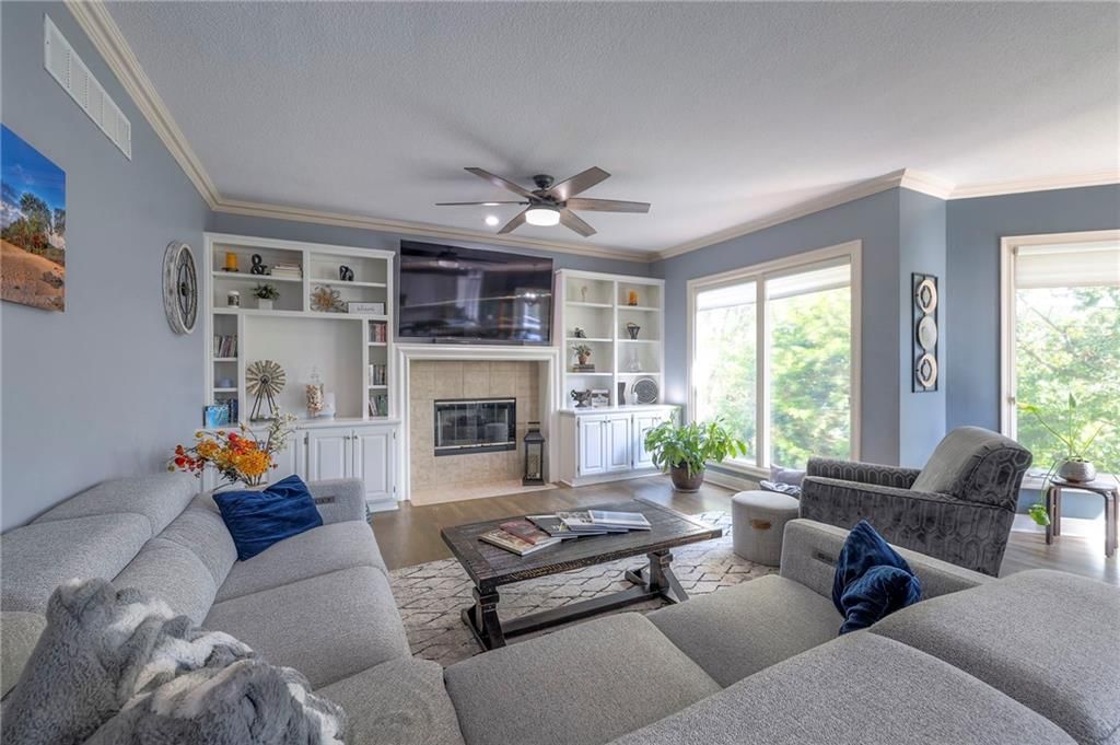 Photo 34 of 98 - 26455 W 110th Street