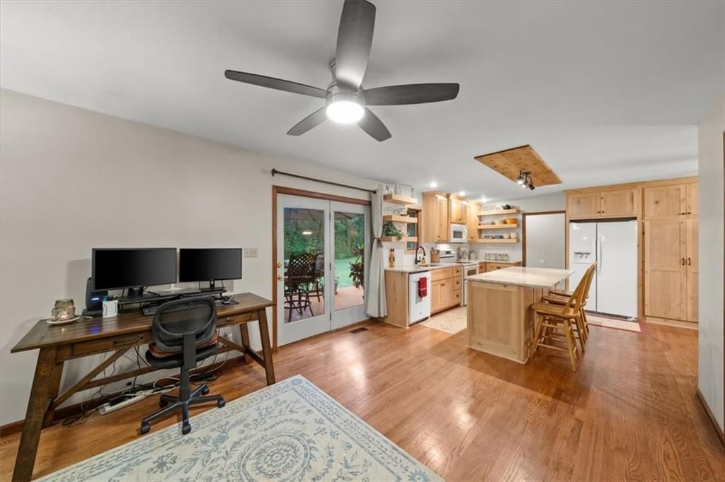 17806 Red Bud Circle — photo 15