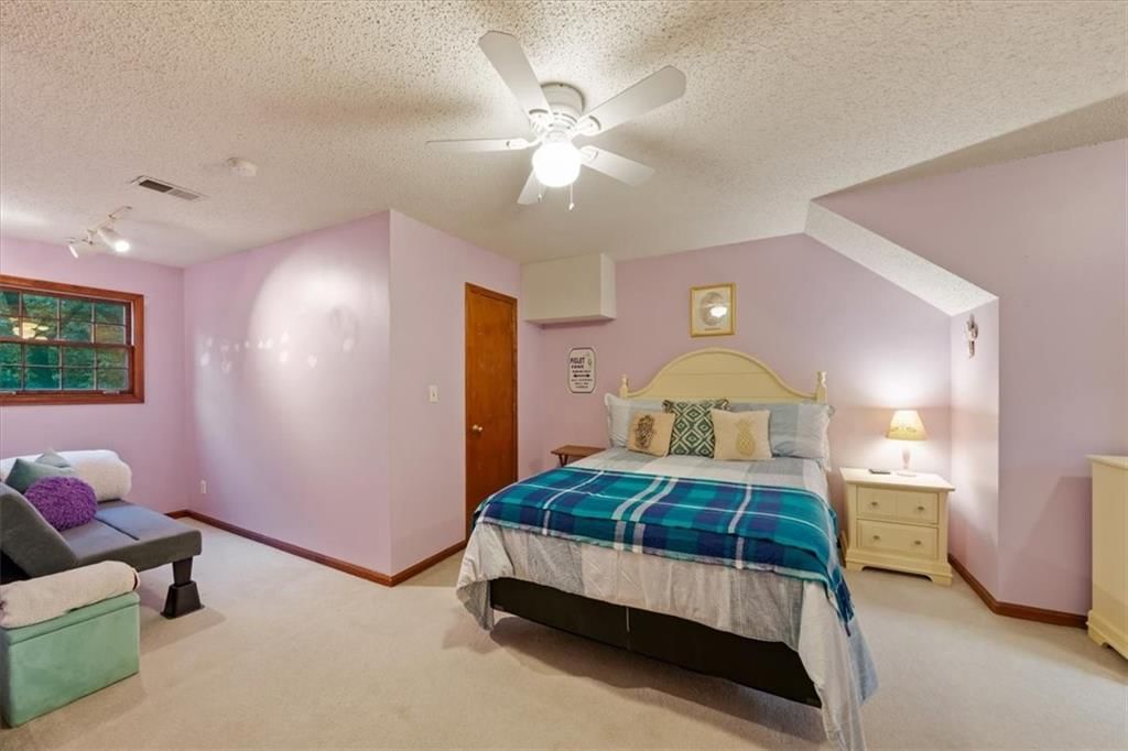 17806 Red Bud Circle — photo 23
