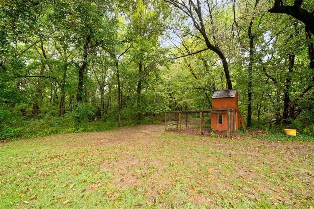 17806 Red Bud Circle — photo 34