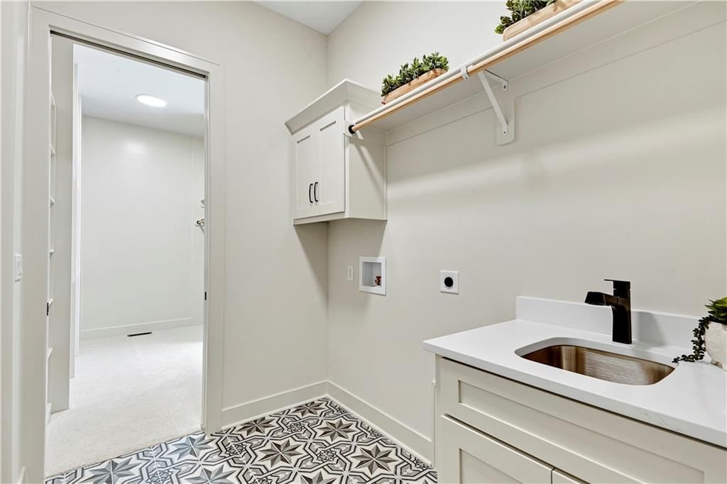 22105 W 94th Terrace — photo 25