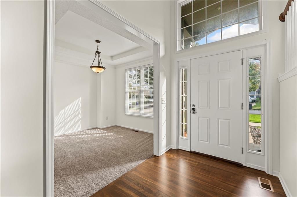 16170 S Laurelwood Street — photo 4