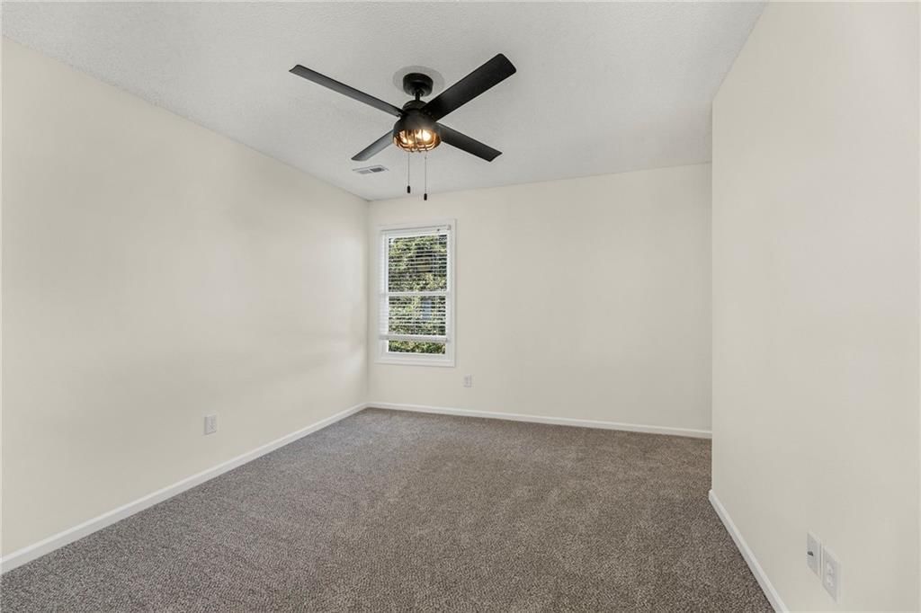 16170 S Laurelwood Street — photo 28