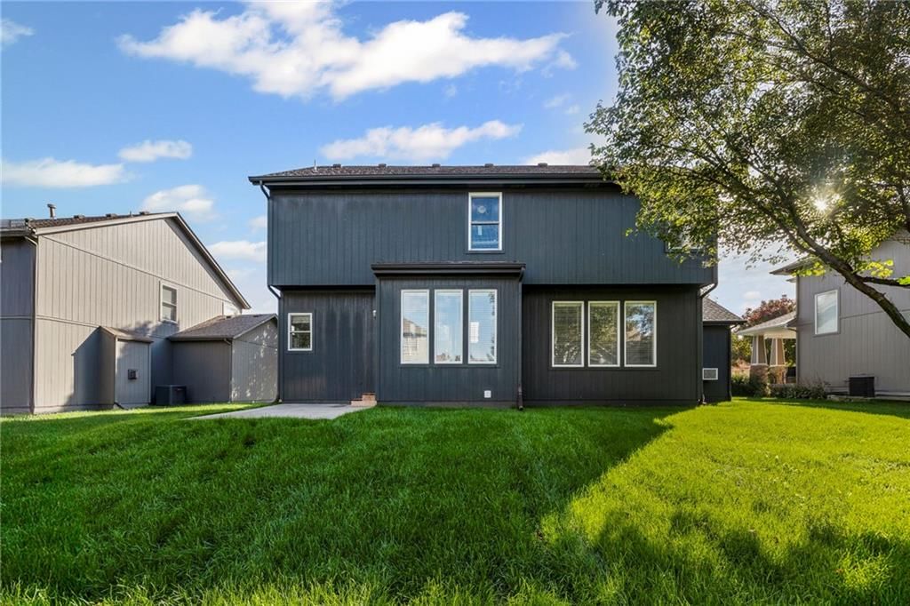 16170 S Laurelwood Street — photo 34