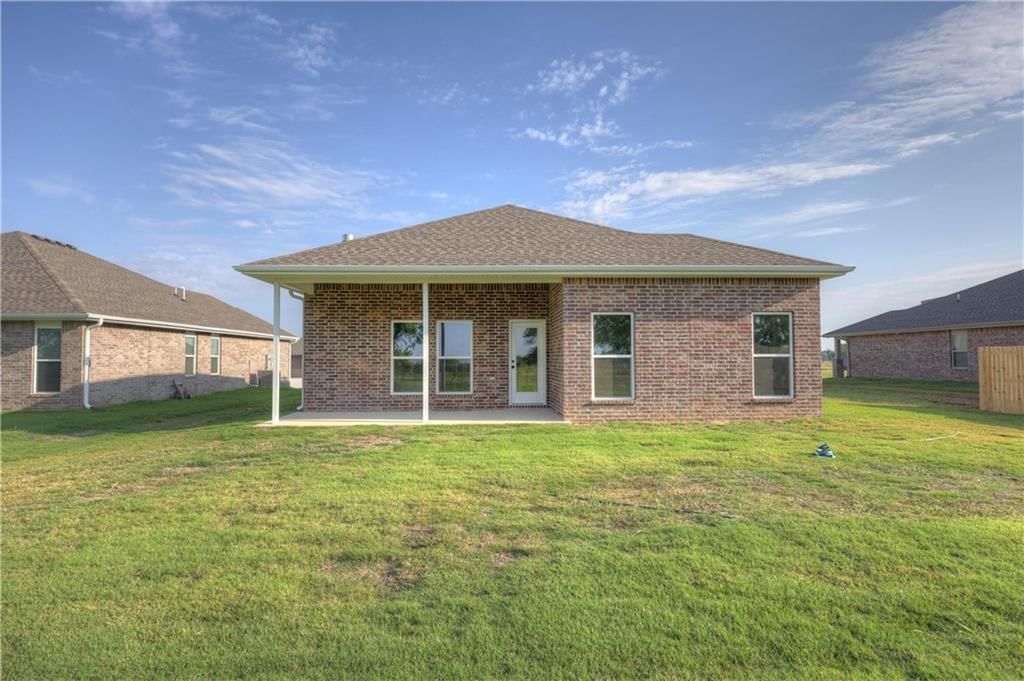 304 Belgian Blue Boulevard — photo 3