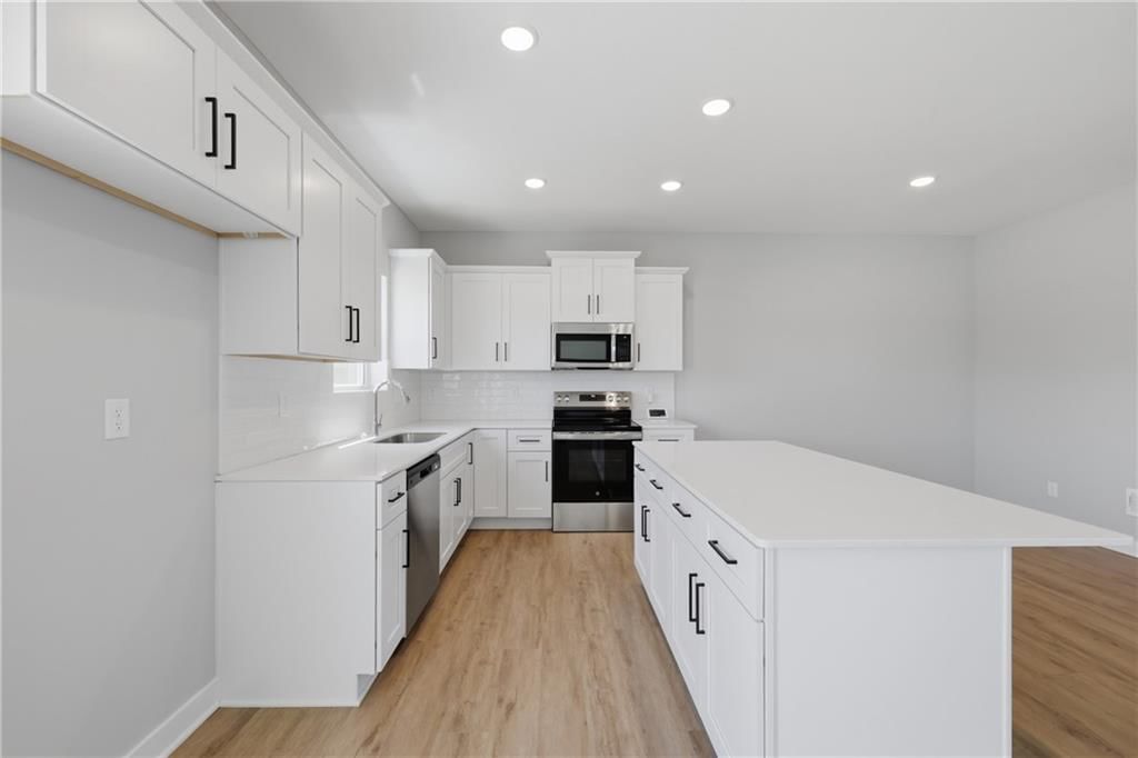4705 Brentwood Avenue — photo 10