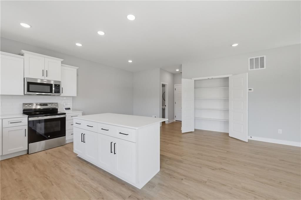 4705 Brentwood Avenue — photo 15