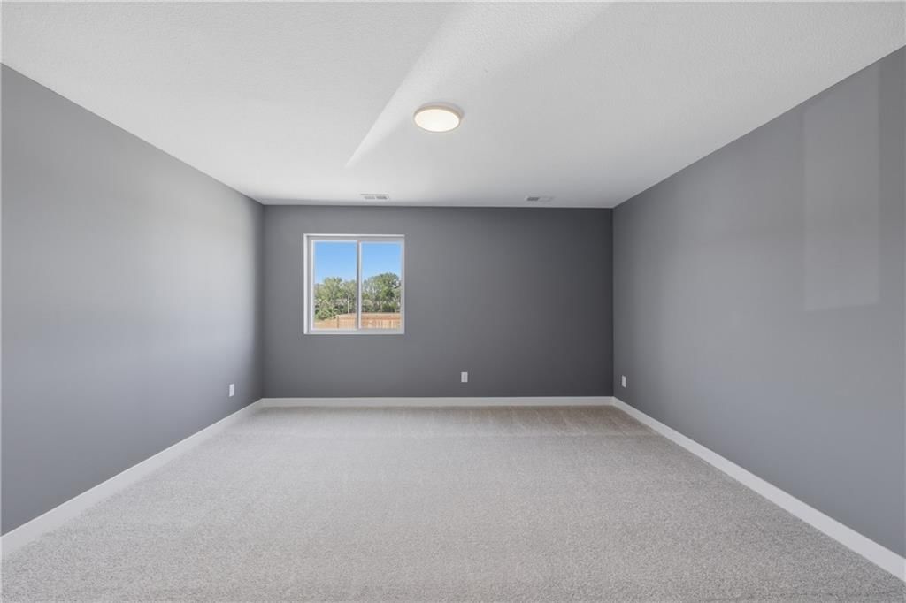 4705 Brentwood Avenue — photo 17