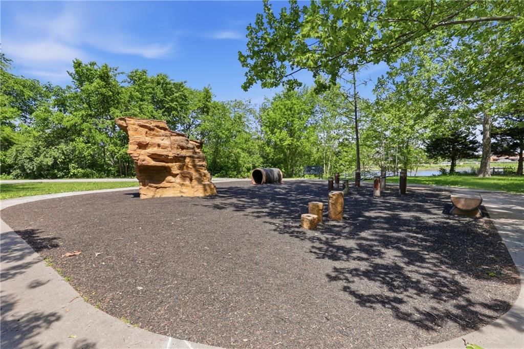 4705 Brentwood Avenue — photo 35