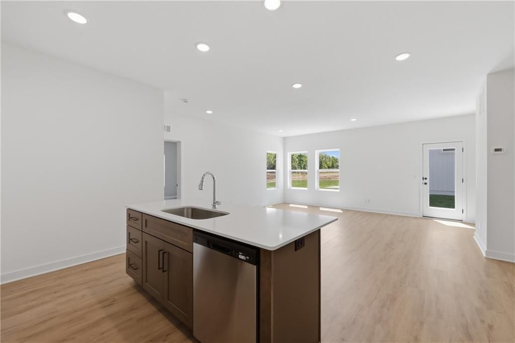 4707 Brentwood Avenue — photo 11