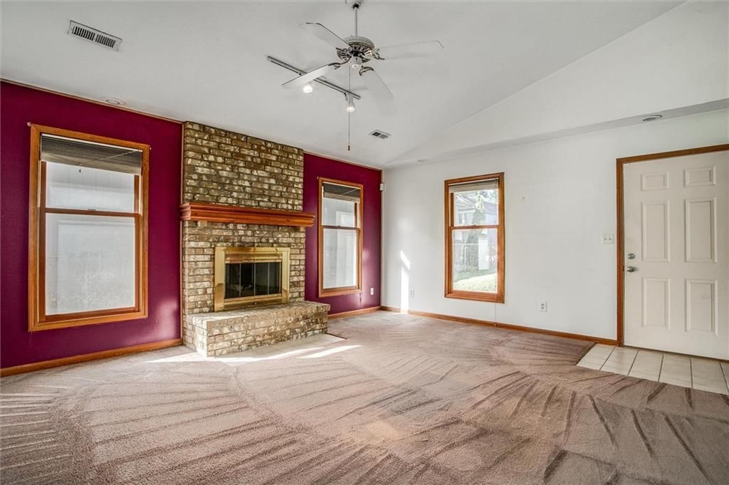 Photo 5 of 26 - 514 1/2 SW 15th Street
