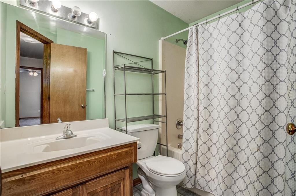 Photo 18 of 26 - 514 1/2 SW 15th Street